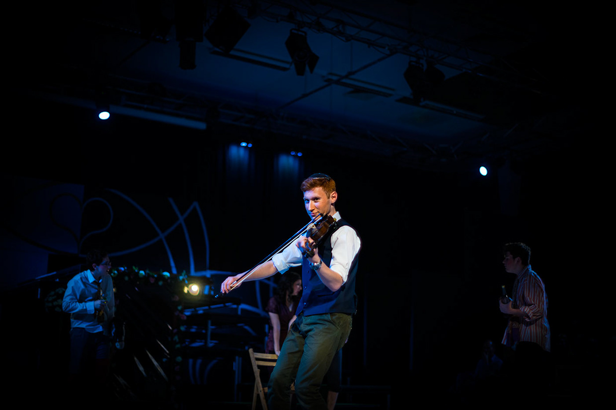 Twelfth Night, Lighting Design, 2017 production still 8 by Ben Sassoon