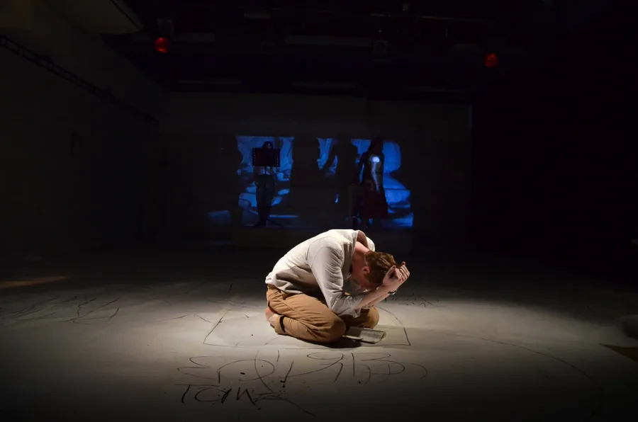 Volodya - A Tragedy, Lighting Design, University of Birmingham, 2019 production image by Ben Sassoon