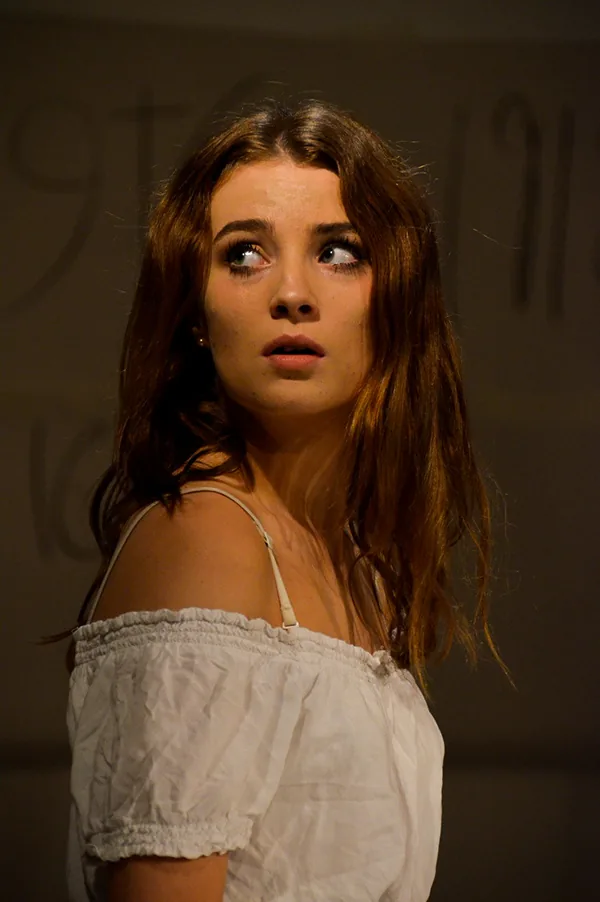 Volodya - A Tragedy, Lighting Design, University of Birmingham, 2019 production still 6 by Ben Sassoon
